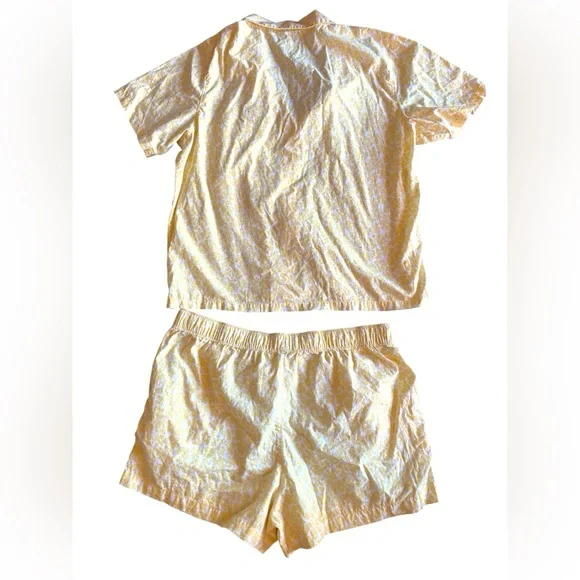 2 Piece GAP Women's Yellow Floral Short Sleeve Pajama Set - Size Large - Picture 2 of 9